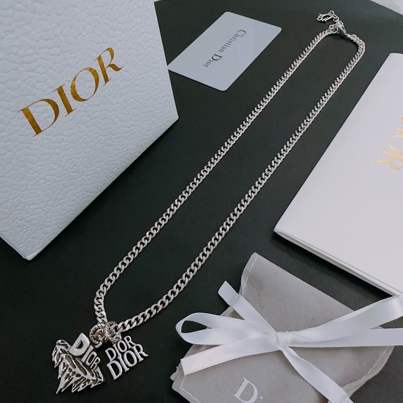 Dior Necklace 05lyr335